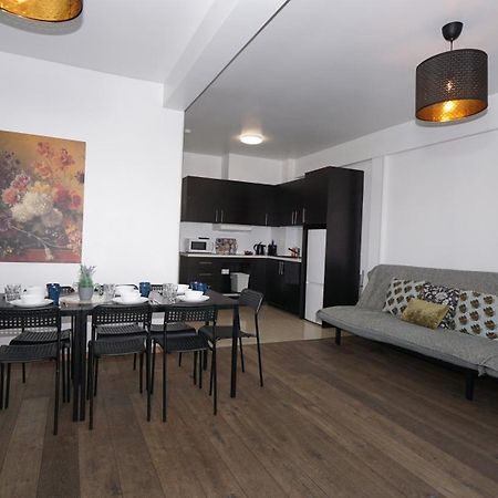 Brial Apartment 2 Bedrooms, Антверпен Екстериор снимка