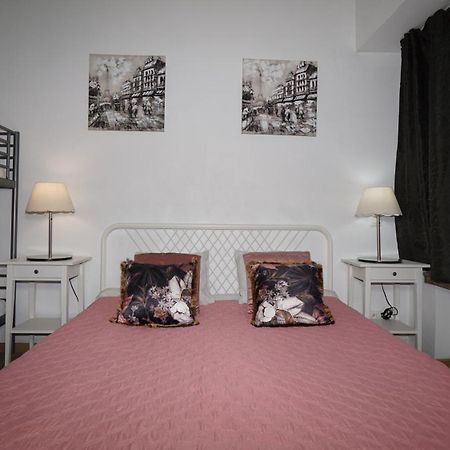 Brial Apartment 2 Bedrooms, Антверпен Екстериор снимка