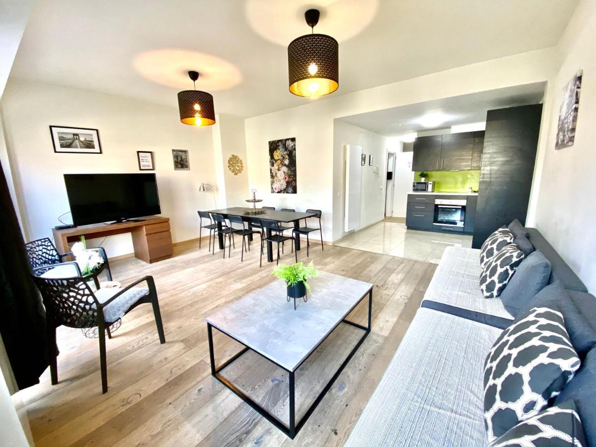 Brial Apartment 2 Bedrooms, Антверпен Екстериор снимка