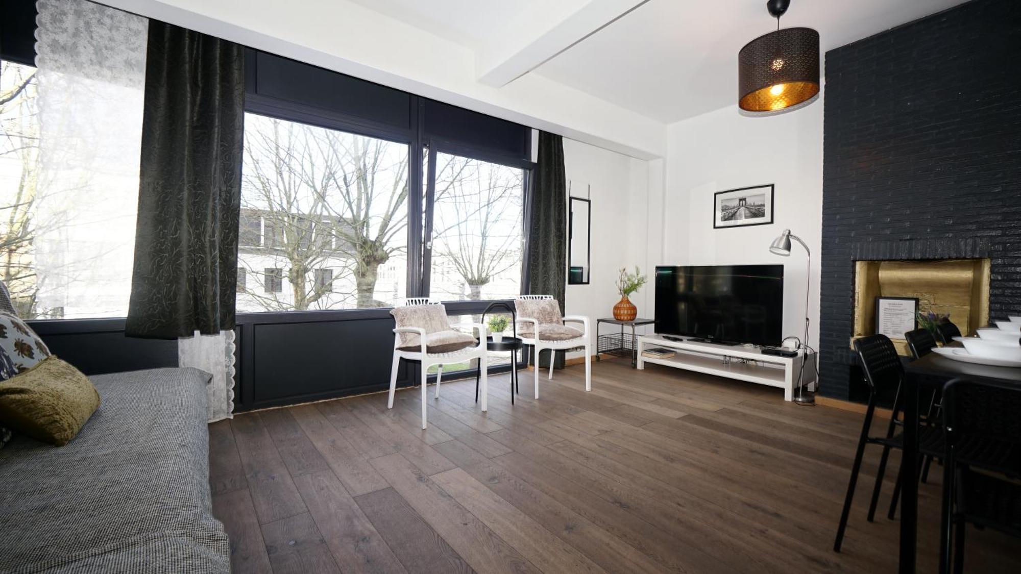 Brial Apartment 2 Bedrooms, Антверпен Екстериор снимка