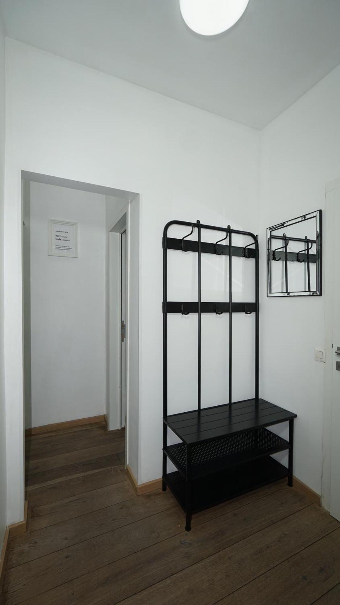 Brial Apartment 2 Bedrooms, Антверпен Екстериор снимка