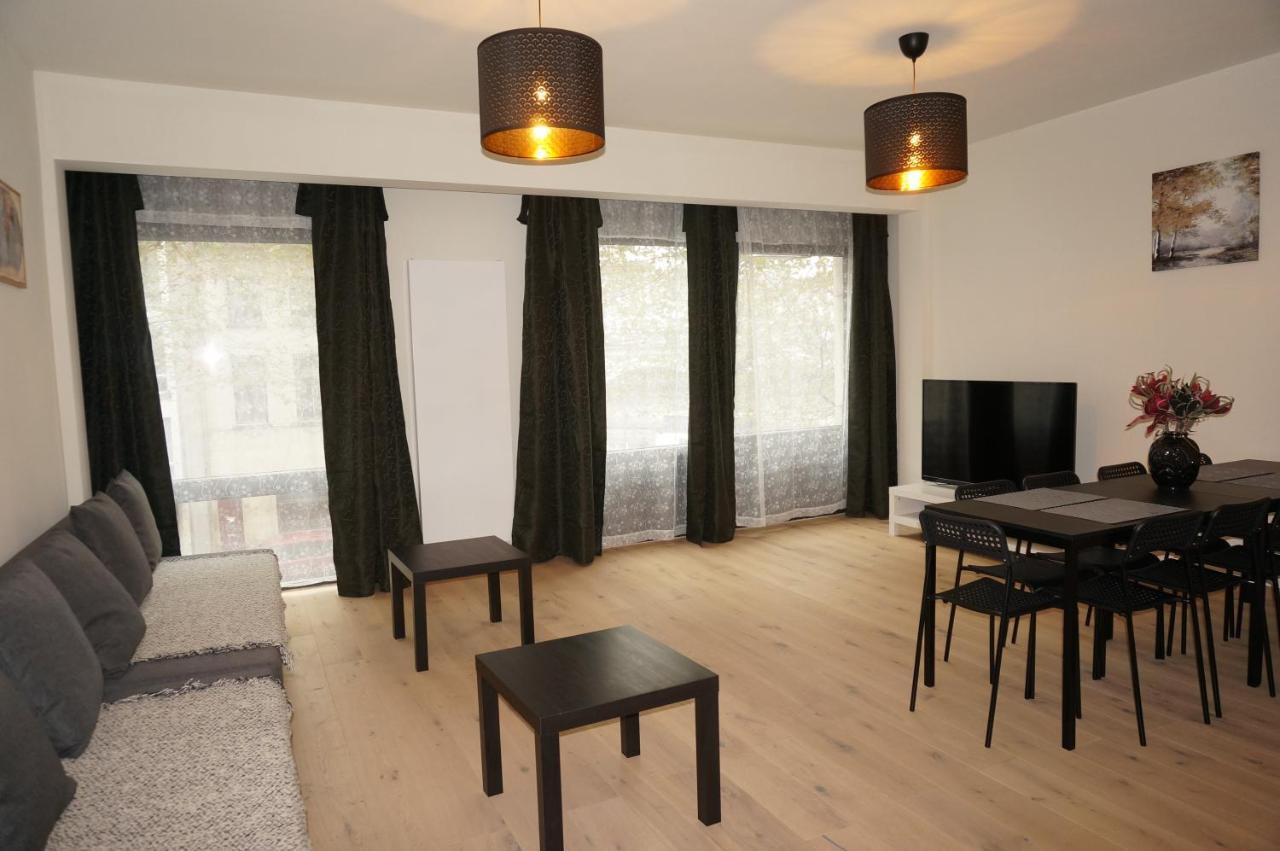 Brial Apartment 2 Bedrooms, Антверпен Екстериор снимка