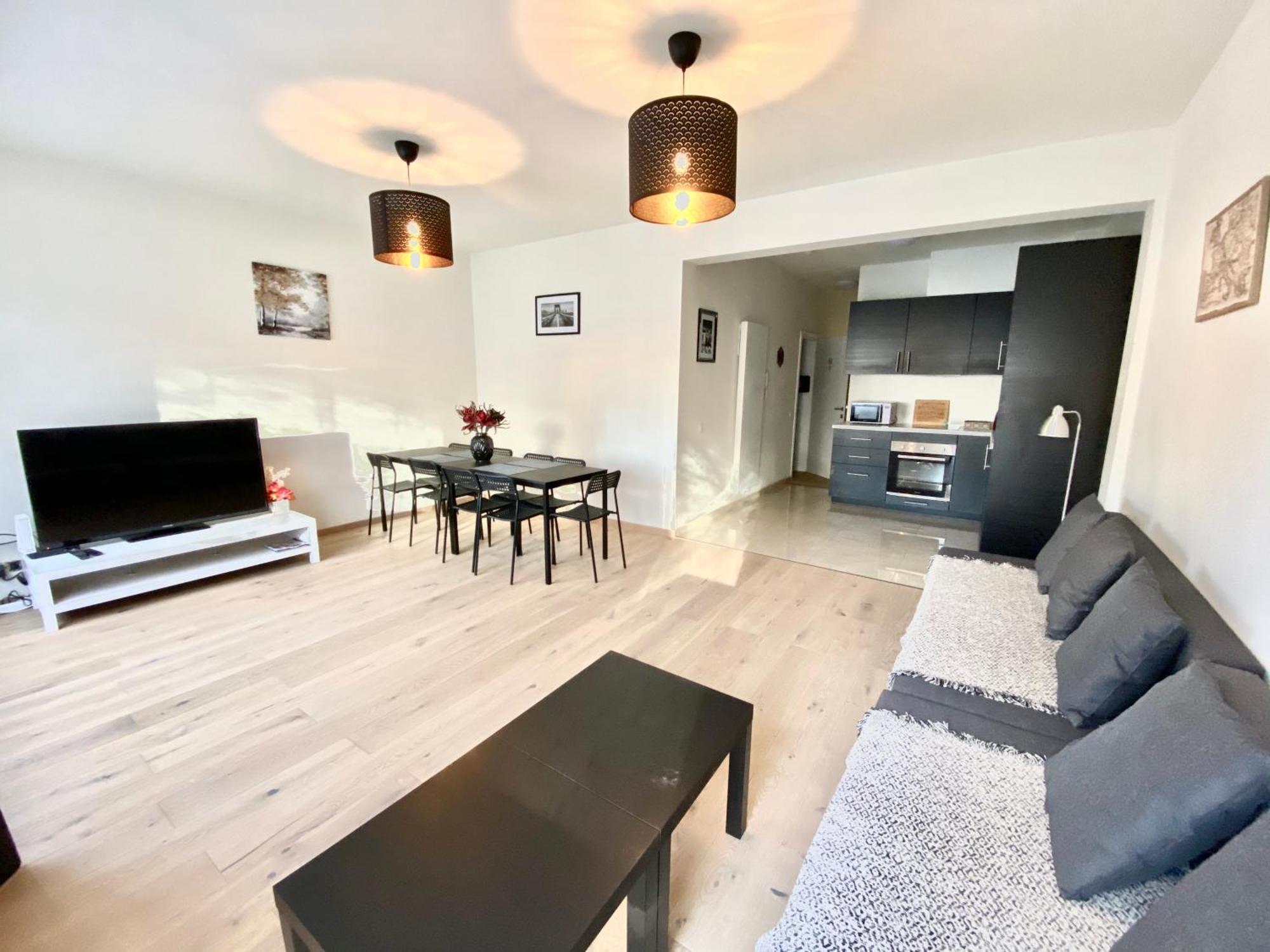 Brial Apartment 2 Bedrooms, Антверпен Екстериор снимка